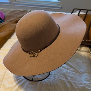 Mud Pie Classic Tan Wide-Brim Hat